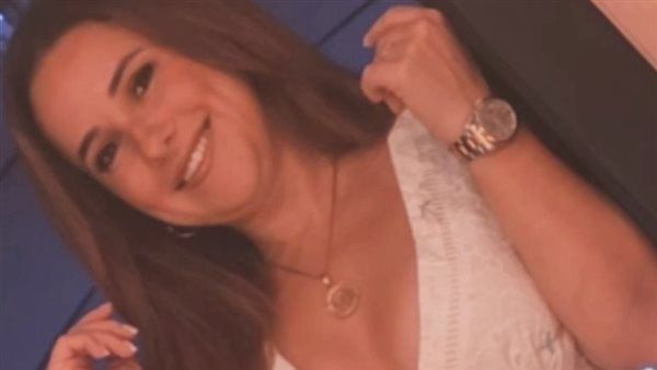 شيري عادل تشعل السوشيال بإطلالة كاجوال ساحرة