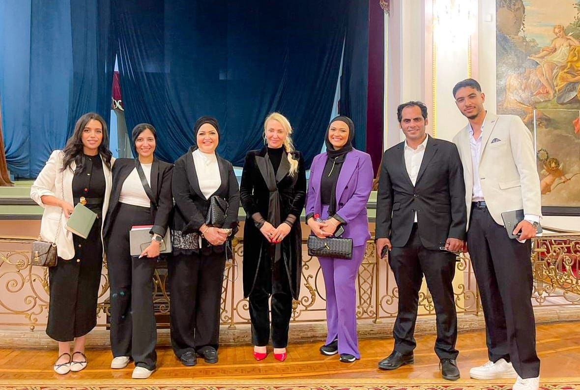 بالصور.. استعدادات نقل مراسم "الجراند بول" الملكي من موناكو إلى قصر عابدين للمرة الأولى بالتاريخ