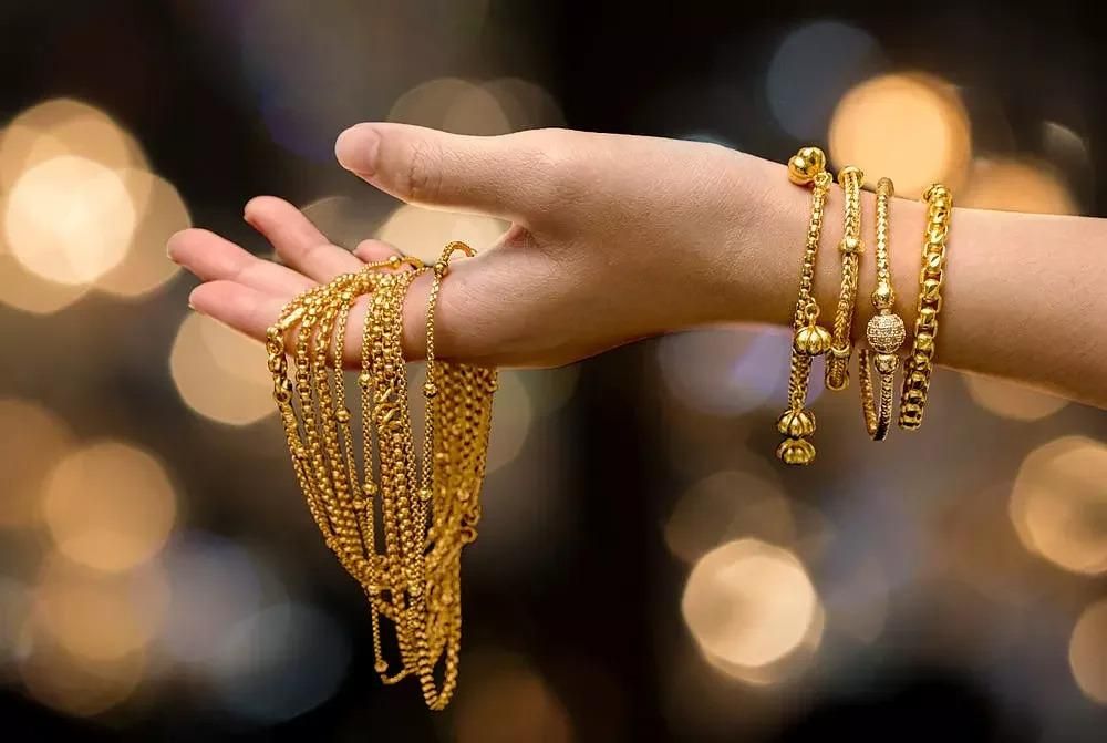 شركة أسترالية تدخل سوق الذهب المصري: Nex Metals تبدأ مشروع “نورث هيناي” في الصحراء الشرقية