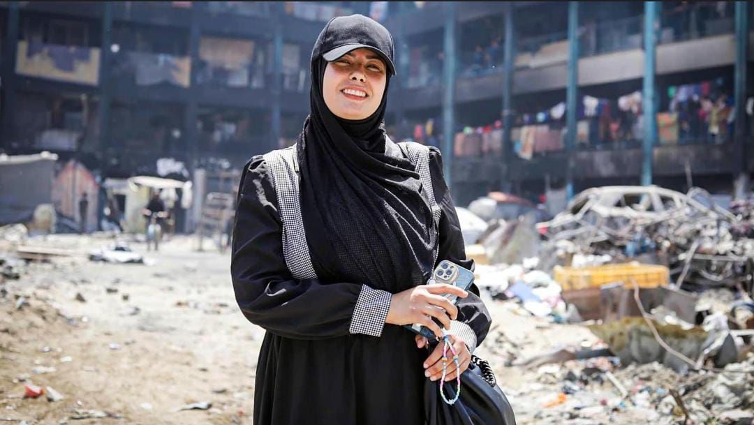 الجمهور يتوج فيلمي "ضع روحك على يدك وامشِ" و"هابي بيرث داي" بجائزة سينما من أجل الإنسانية في ختام مهرجان الجونة السينمائي