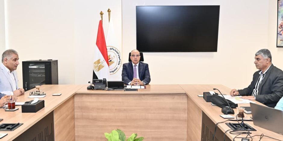 وزير الرى يتابع حالة المنظومة المائية وإجراءات تطوير منظومة إدارة وتوزيع المياه بزمام ترع الإسماعيلية والسويس وبورسعيد