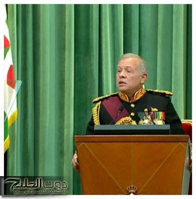 الملك يؤكد على ضرورة الاستمرار في تنفيذ رؤية التحديث الاقتصادي