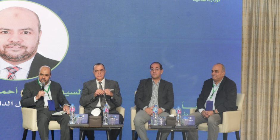 وزير المالية خلال ملتقى التخطيط الاستراتيجي : الأولوية الاستراتيجية للاستثمار فى العنصر البشرى وتحسين أوضاع العاملين