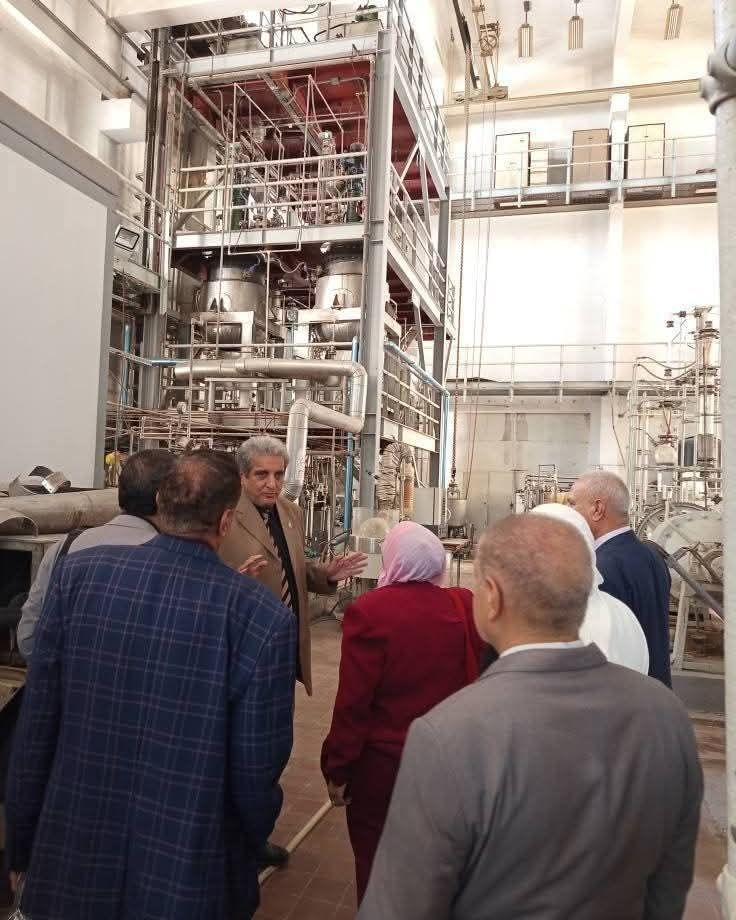 وفد من نقابة المهندسين يزور المركز القومي للبحوث لتعزيز التعاون العلمي والبحثي