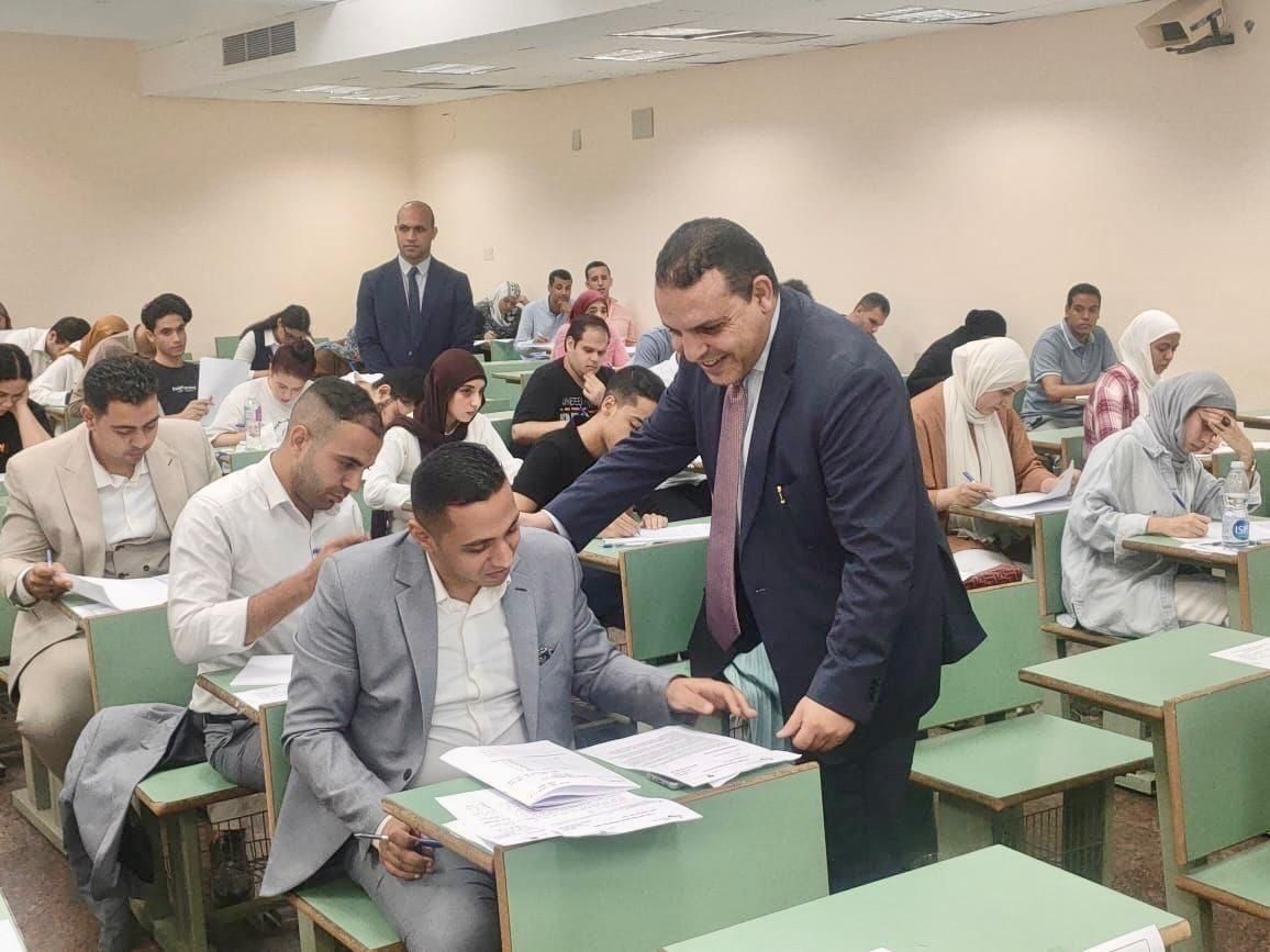 قد تكون صورة دراسة ونص