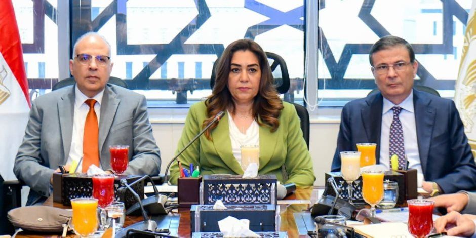 3 وزراء يبحثون تأثير تغير المناخ على الأمن الغذائي في مصر