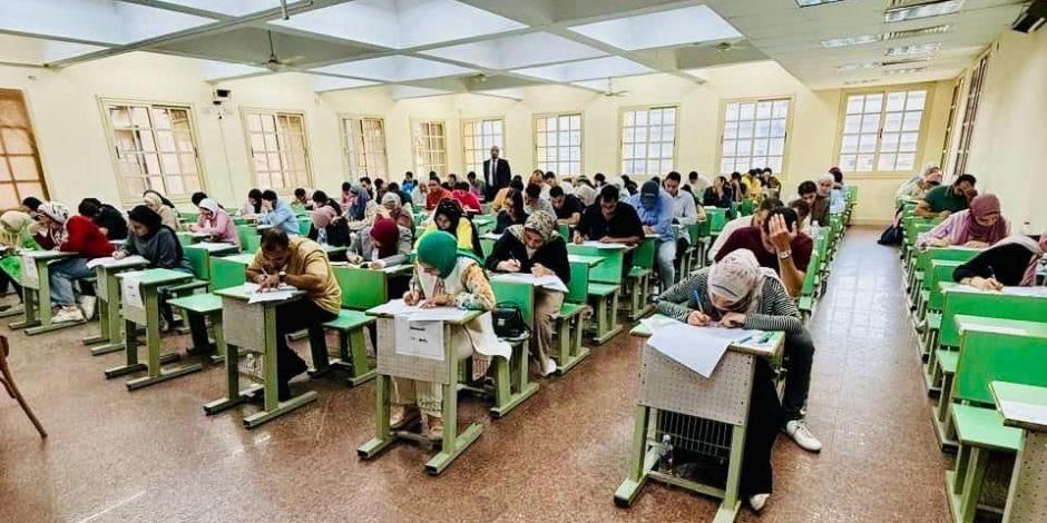 رئيس التمثيل التجاري يتفقد سير امتحانات مسابقة تعيين الملحقين التجاريين لعام 2025