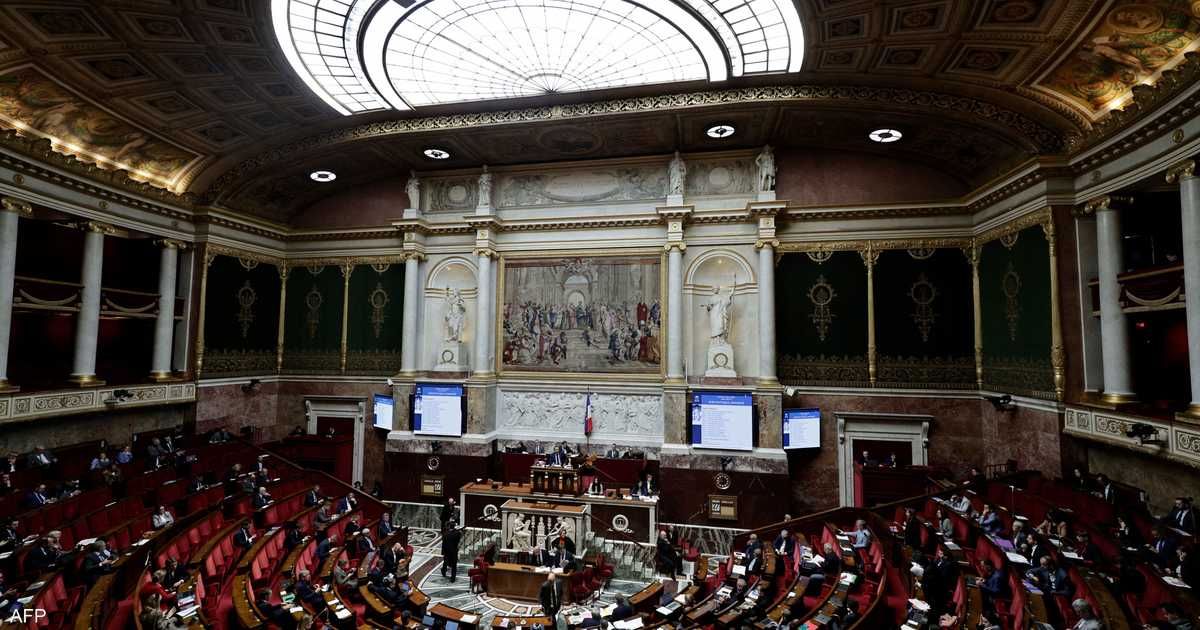 العالم اليوم - فرنسا تفقد بوصلة النمو.. الانقسام السياسي يعمّق العجز المالي