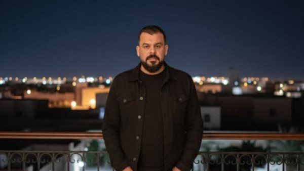 بلد المليون ونصف المليون شهيد يحتفي بـ النجم الأردني منذر رياحنة في مهرجان وهران السينمائي