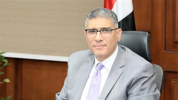 محافظ الجيزة يُشكّل غرفة عمليات مركزية ويرفع درجة الاستعداد القصوى لافتتاح المتحف المصري الكبير