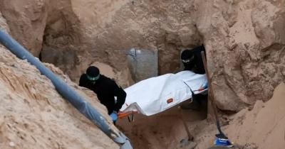 أخبار اليمن : الاحتلال يتسلّم جثتي أسيرين في غزة