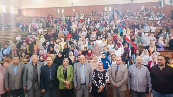 ذكرى انتصارات أكتوبر.. ملحمة شعب وجيش بالمعهد العالي للخدمة الاجتماعية بالكوثر