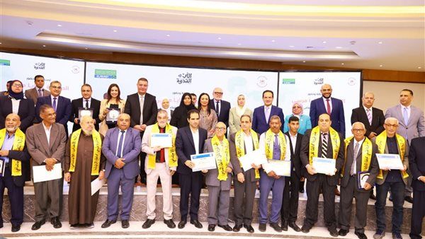 "الأب القدوة".. احتفالية تمنح الضوء لنصف الأسرة الآخر وتعيد الاعتبار لدور الرجل في بناء المجتمع |تقرير