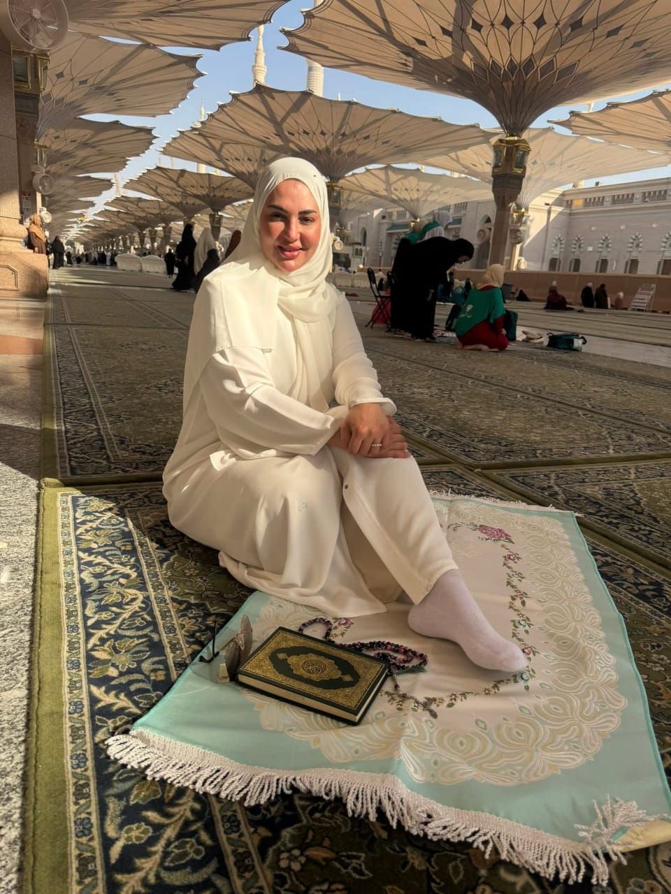 نهال طايل بعد أداء العمرة: "شعور لا يوصف وراحة تملأ القلب"