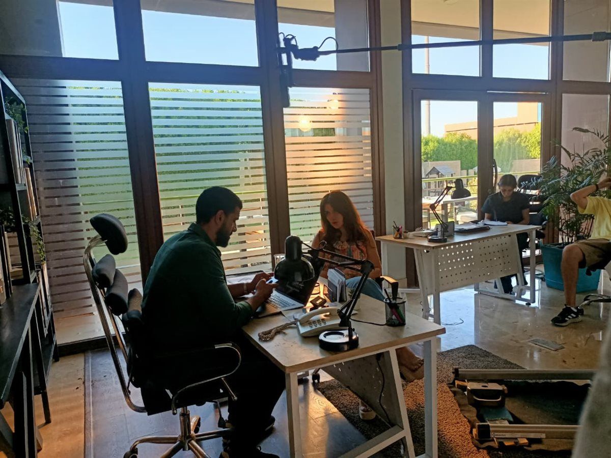 بسبب رانيا منصور.. كريم بوجي يدخل في صراع مع غادة عادل في "وترحساس 2"