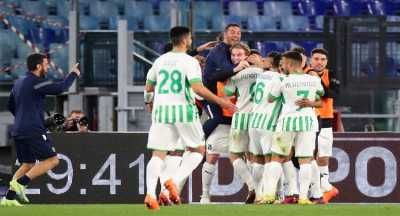 ساسولو يتخطى كالياري بثنائية