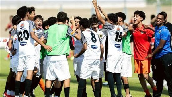 "رايت تو دريم" يتوج ببطولة عالمية بعد الفوز على أياكس في النهائي