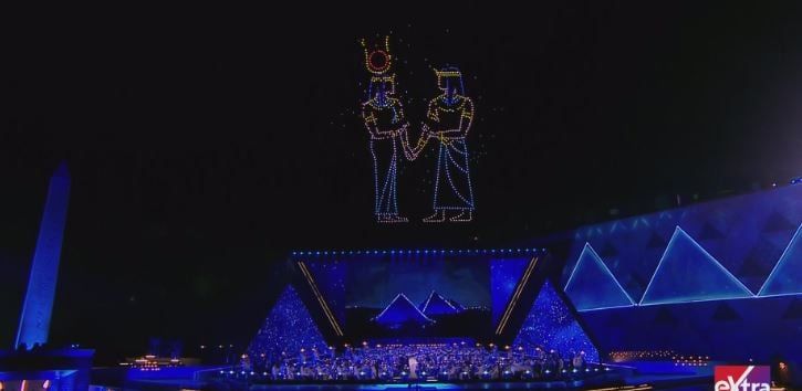 ملوك الفراعنة يزينون سماء حفل افتتاح المتحف المصرى الكبير بتقنية الهولوجرام
