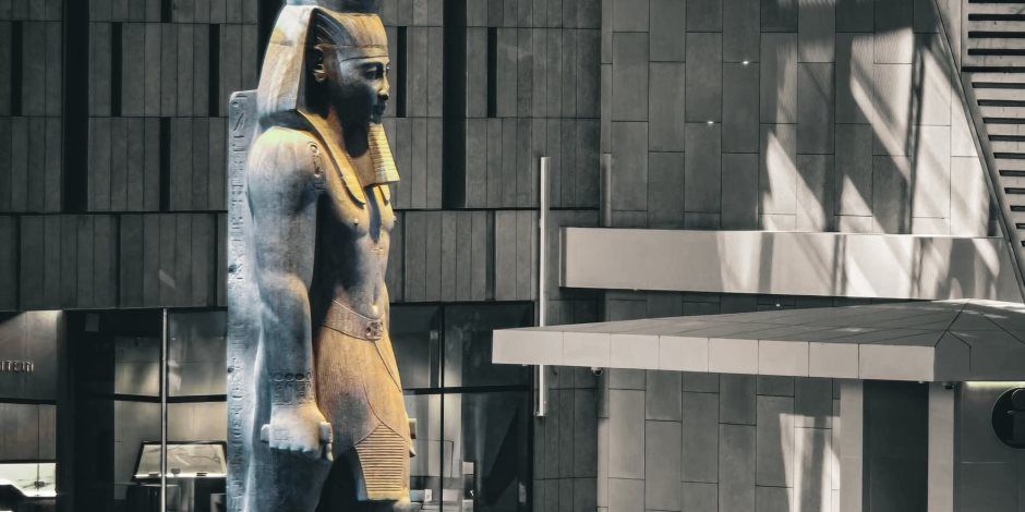 مدير متحف الآثار بمكتبة الإسكندرية: افتتاح المتحف المصري الكبير لحظة تاريخية وعالمية فارقة