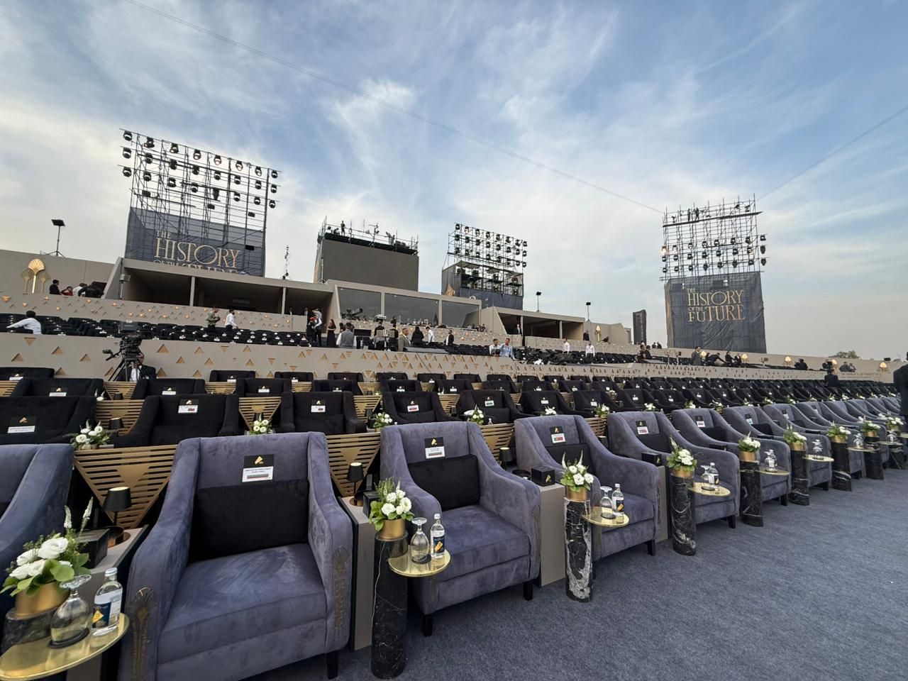 «صوت الأمة» تنشر صورا من استعدادات حفل افتتاح المتحف المصري الكبير