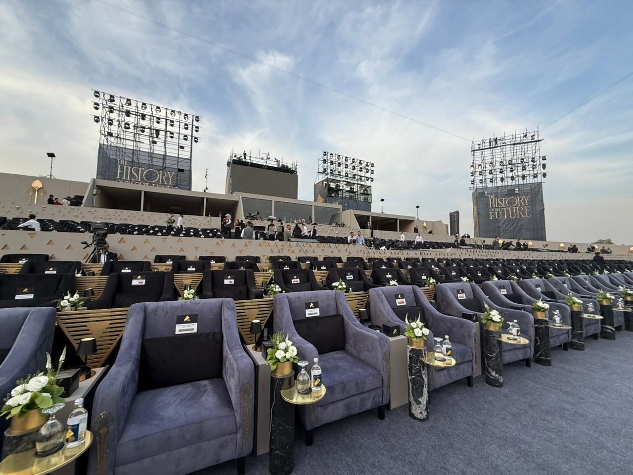 «صوت الأمة» تنشر صورا من استعدادات حفل افتتاح المتحف المصري الكبير