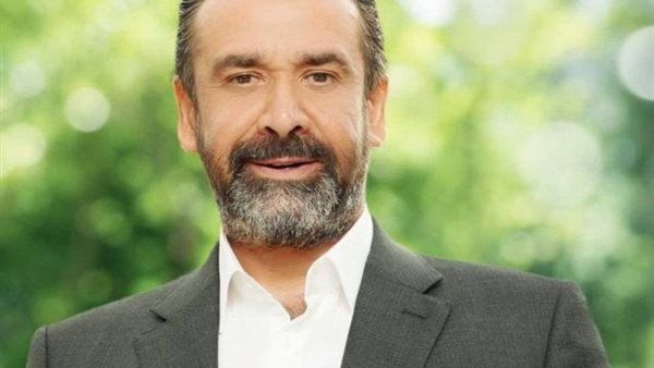 كريم عبد العزيز يشعل افتتاح المتحف المصري الكبير: "تحيا مصر.. يوم فخر لكل مصري"