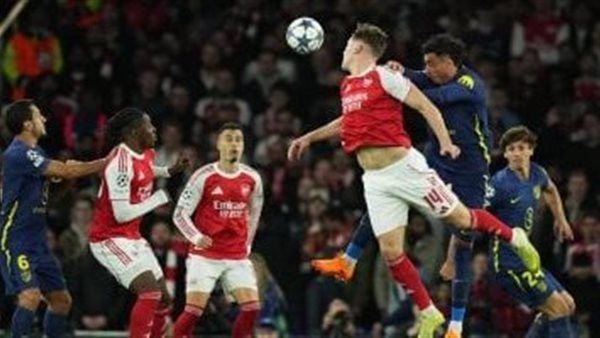 موعد مباراة أرسنال ضد بيرنلي في الدوري الإنجليزي والقنوات الناقلة