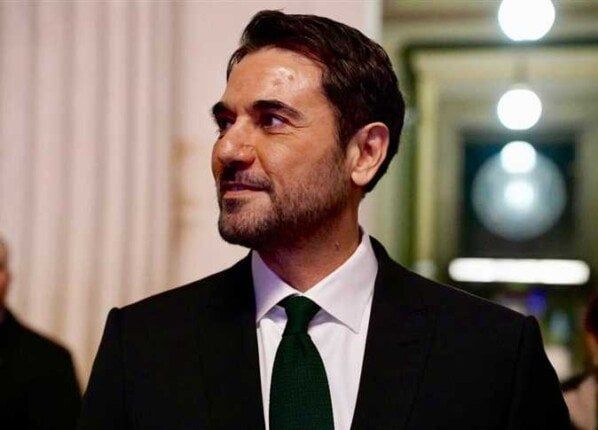 أحمد عز يشارك في احتفالية المتحف البريطاني تكريمًا لافتتاح المتحف المصري الكبير