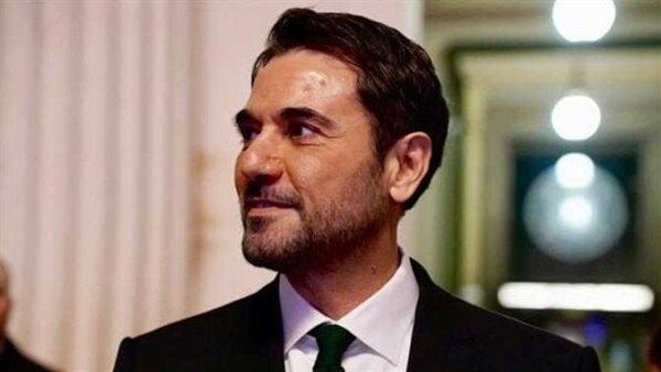 أحمد عز يشارك في احتفالية المتحف البريطاني تكريمًا لافتتاح المتحف المصري الكبير