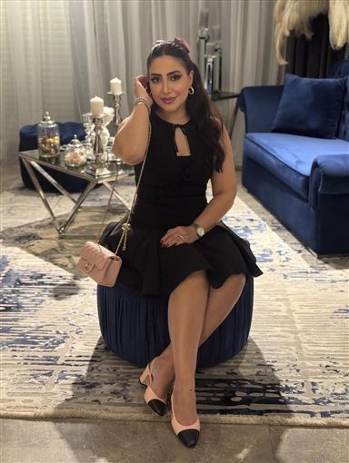 بوسي تشعل إنستجرام بإطلالة سوداء تخطف الأنظار.. أنوثة راقية وجاذبية لا تقاوم