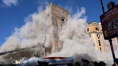 انهيار جزئي لبرج تاريخي في إيطاليا