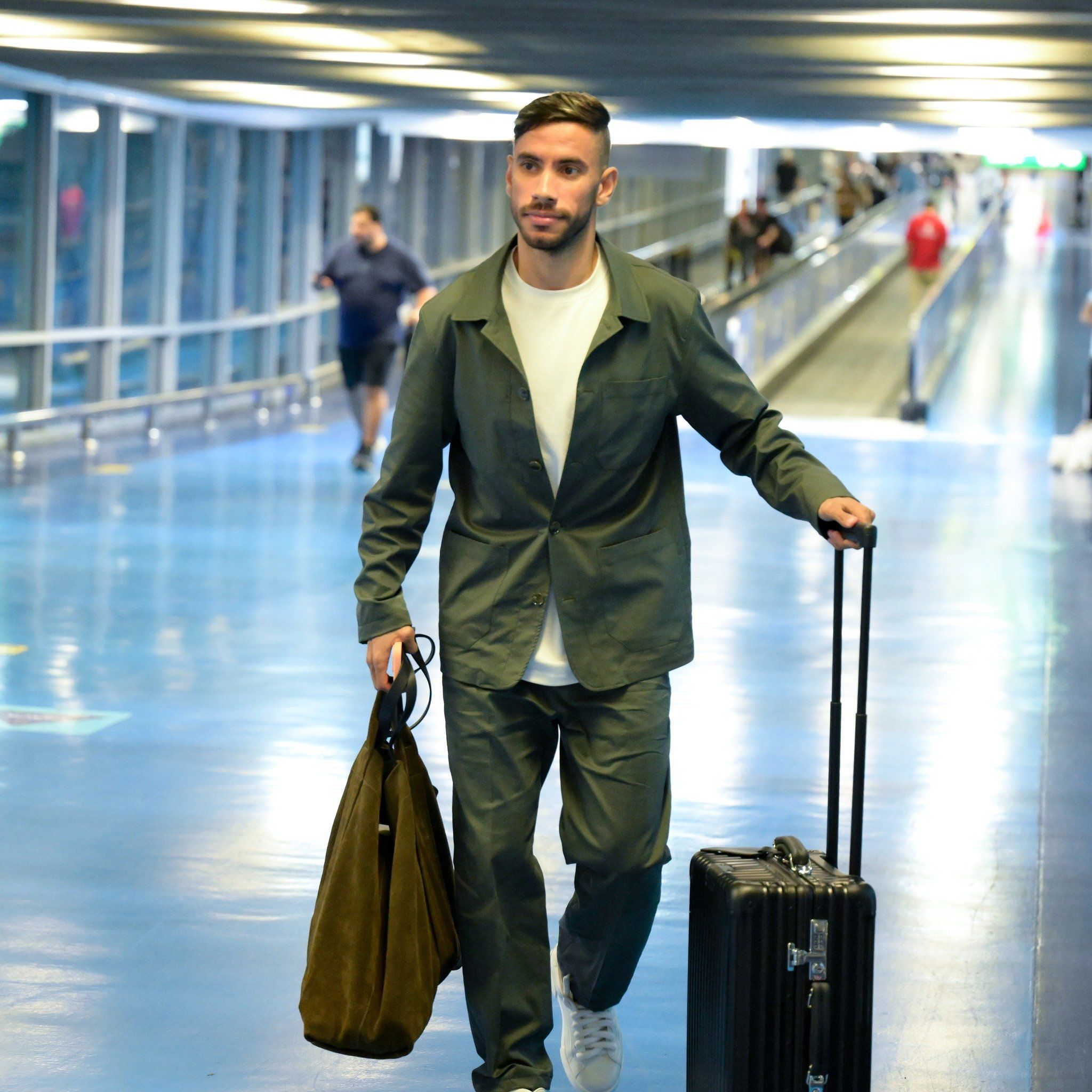 بعثة الزمالك تصل مطار القاهرة استعدادا للسفر إلى الإمارات للمشاركة فى السوبر