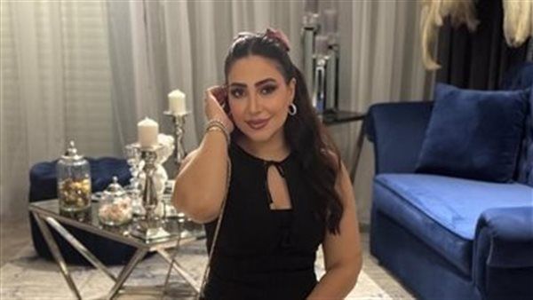 بوسي تشعل إنستجرام بإطلالة سوداء تخطف الأنظار.. أنوثة راقية وجاذبية لا تقاوم