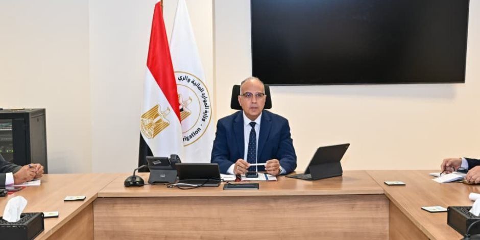 وزير الرى يتابع حالة الري بمحافظة الفيوم ونتائج موسم أقصى الاحتياجات المائية