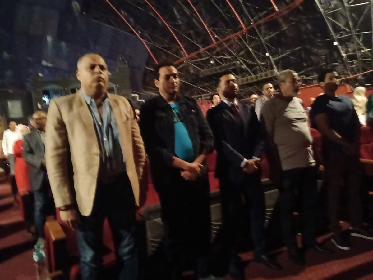 تامر عبدالمنعم يفتتح الموسم الشتوي بالبيت الفني للفنون الشعبية على مسرح البالون