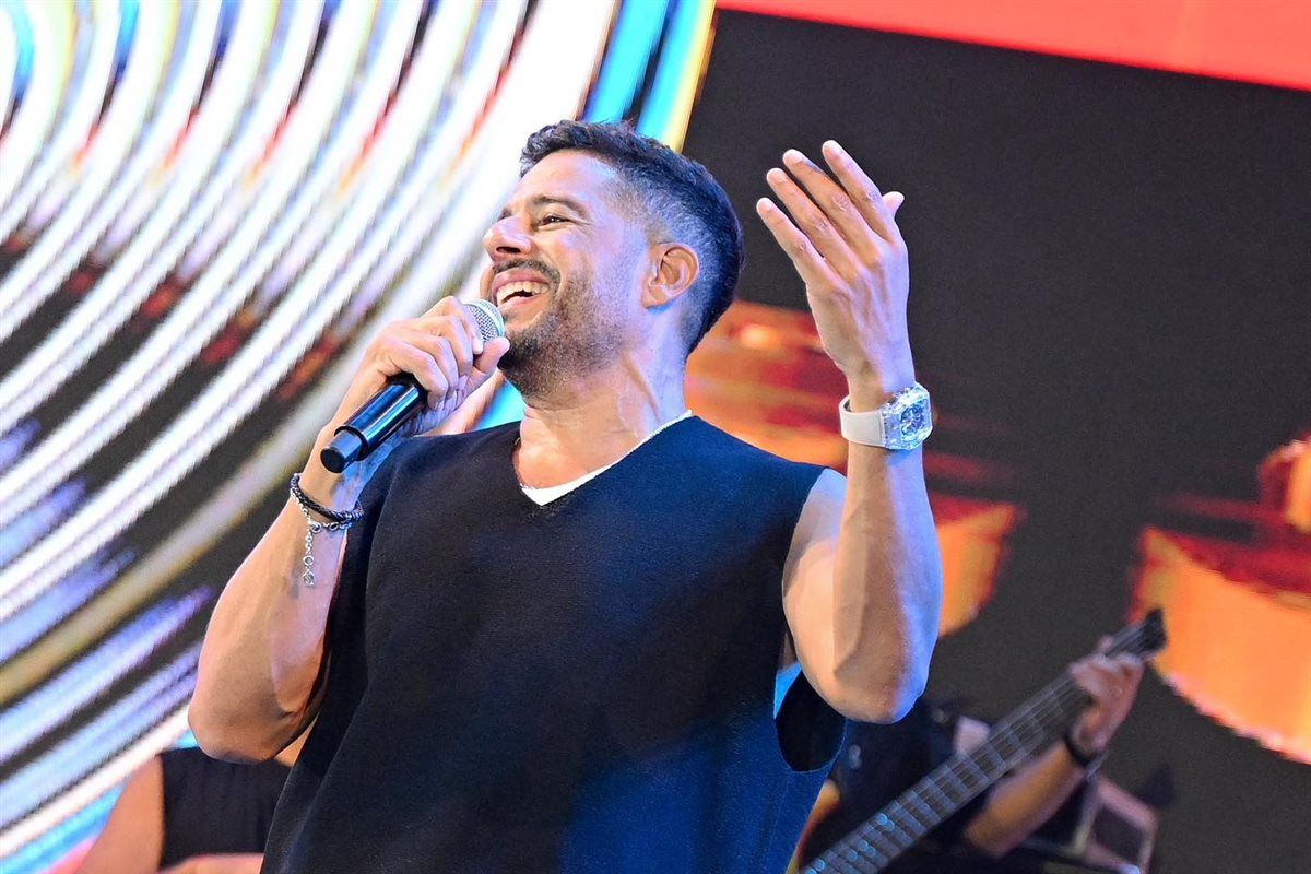 محمد حماقي يحتفل بعيد ميلاده.. نجم استثنائي يصنع مجده بالصوت والإصرار