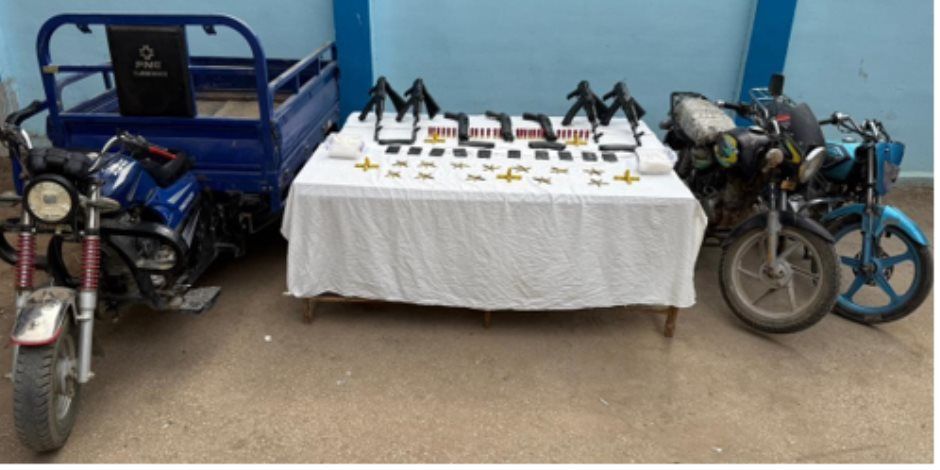 مصرع 3 عناصر عصابة سرقة بالإكراه في تبادل إطلاق نار مع الشرطة بسوهاج