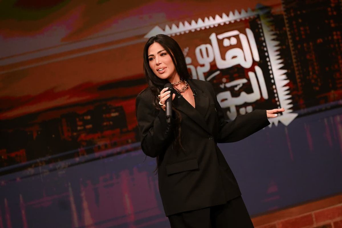 بالصور.. لولا جفان تشعل استديو القاهرة اليوم بأغاني عدوية وفاطمة عيد وتقدم مع ادوار "عاجبني "وتختتم فقرتها بوجبة مكرونة بالبشامل