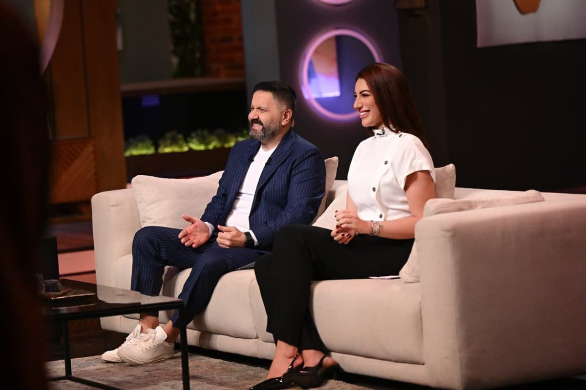 بالصور.. لولا جفان تشعل استديو القاهرة اليوم بأغاني عدوية وفاطمة عيد وتقدم مع ادوار "عاجبني "وتختتم فقرتها بوجبة مكرونة بالبشامل