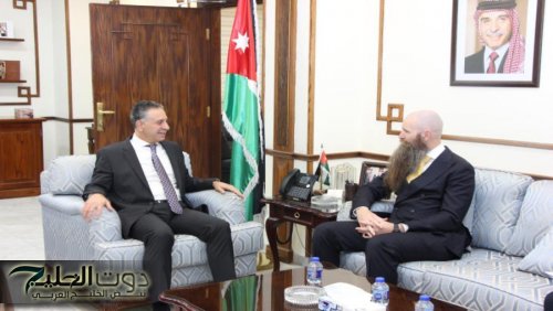 وزير الصناعة يبحث والسفير الأميركي ملفات التعاون الاقتصادي