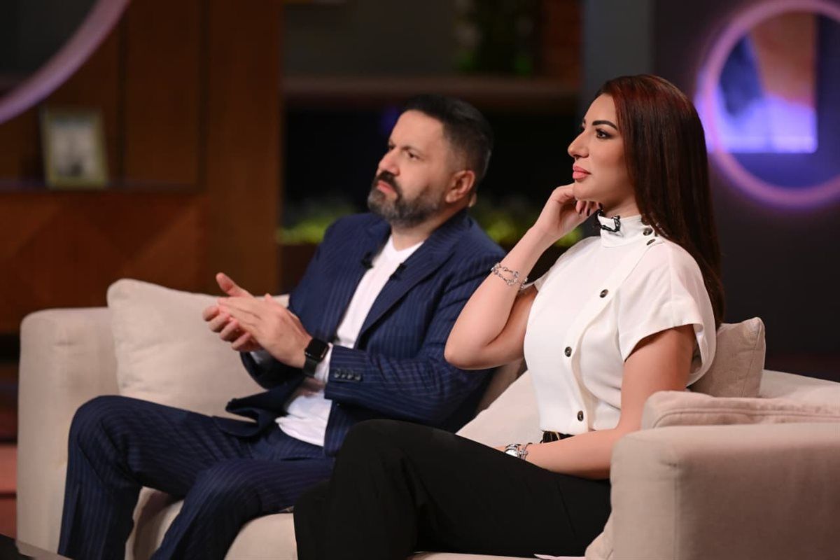 بالصور.. لولا جفان تشعل استديو القاهرة اليوم بأغاني عدوية وفاطمة عيد وتقدم مع ادوار "عاجبني "وتختتم فقرتها بوجبة مكرونة بالبشامل