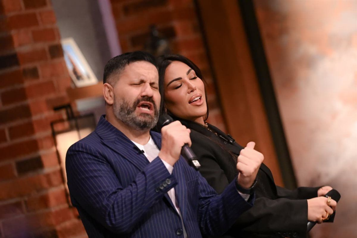 بالصور.. لولا جفان تشعل استديو القاهرة اليوم بأغاني عدوية وفاطمة عيد وتقدم مع ادوار "عاجبني "وتختتم فقرتها بوجبة مكرونة بالبشامل