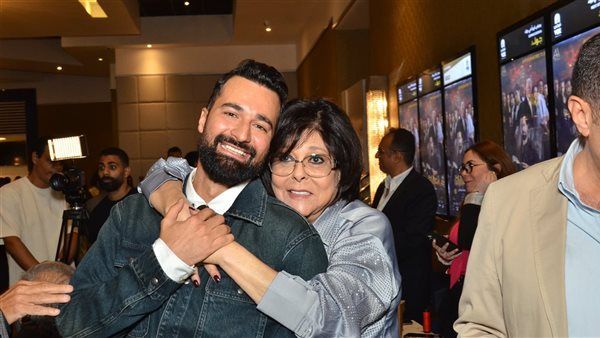 بحضور إسعاد يونس.. أبطال فيلم "قصر الباشا" يحتفلون بالعرض الخاص