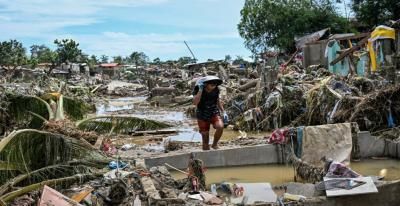 100 قتيل حصيلة الإعصار في الفلبين