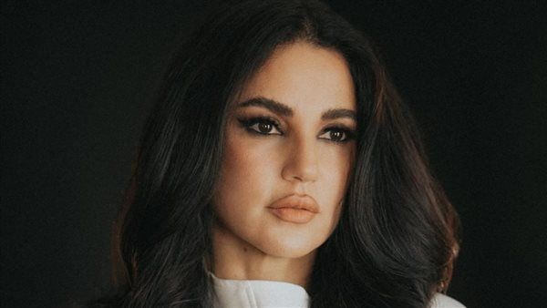 دُرّة تحصد جائزة لجنة التحكيم بالمهرجان المصري الأمريكي بفيلم "وين صرنا"