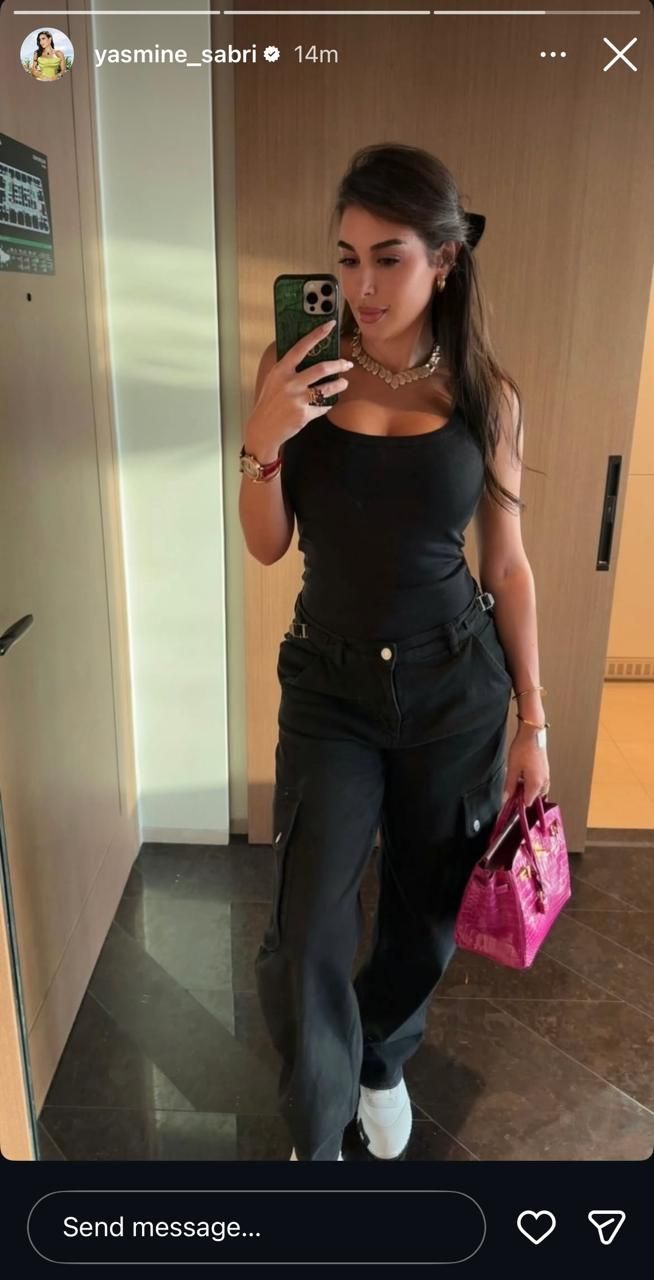 ياسمين صبري تُشعل إنستجرام بلوك أسود خطير وأناقة فاخرة