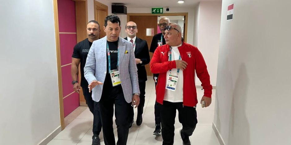 وزير الشباب والرياضة يزور بعثة مصر في دورة ألعاب التضامن الإسلامي بالرياض