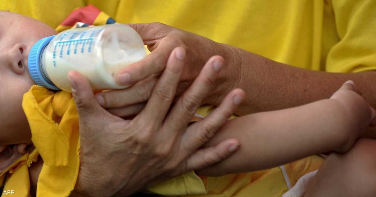 العالم اليوم - حليب الأطفال المسمم يثير القلق في 10 ولايات أميركية