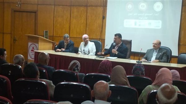 منال عوض: نستعد لقمة برشلونة برؤية شاملة ووعي بيئي يشارك فيه كل مواطن