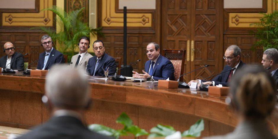 الرئيس السيسى: الدولة حريصة على دمج التعليم الرقمى فى المنظومة التعليمية